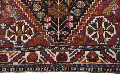 Close-up detail of 2000s Shiraz rug from Iran / Persia showing Wool weave