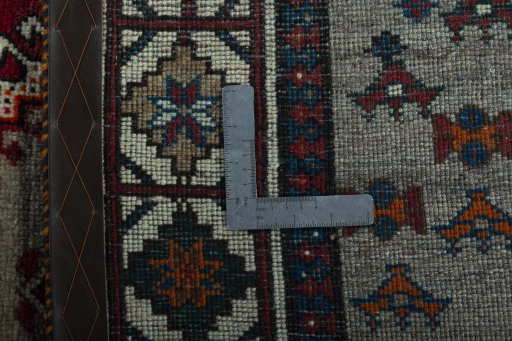 Close-up detail of 2000s Shiraz rug from Iran / Persia showing Wool weave