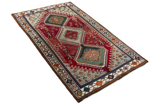 Close-up detail of 2000s Shiraz rug from Iran / Persia showing Wool weave