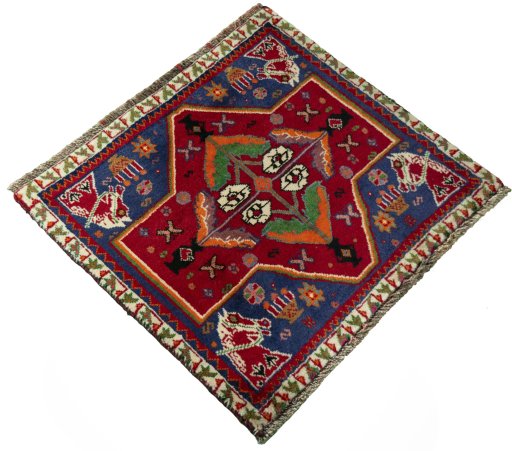 Close-up detail of 2000s Shiraz rug from Iran / Persia showing Wool weave