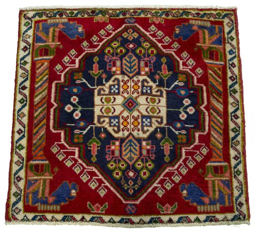 Surface texture of 2000s Shiraz rug with natural Wool and intricate pattern