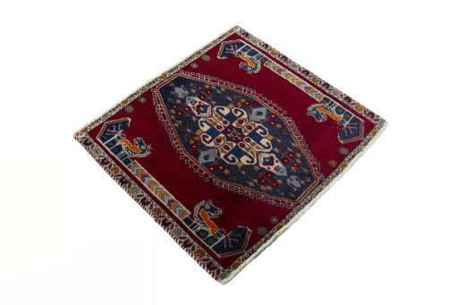 Close-up detail of 2000s Shiraz rug from Iran / Persia showing Wool weave