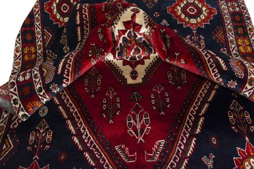 Close-up detail of 2000s Shiraz rug from Iran / Persia showing Wool weave