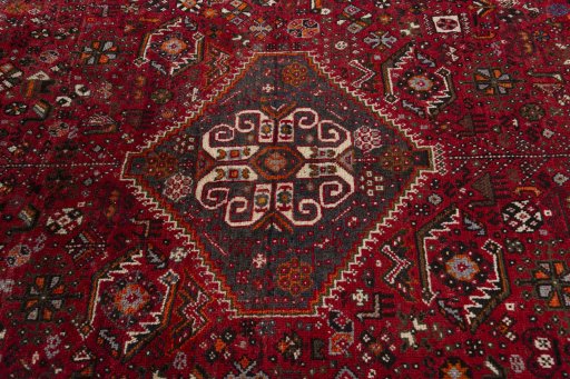 Central medallion detail of 1970s Shiraz rug from Iran / Persia