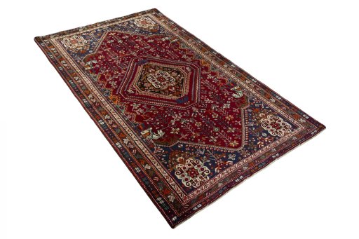 Close-up detail of 2000s Shiraz rug from Iran / Persia showing Wool weave
