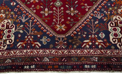 Close-up detail of 2000s Shiraz rug from Iran / Persia showing Wool weave