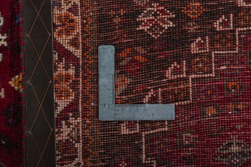Close-up detail of 2000s Shiraz rug from Iran / Persia showing Wool weave