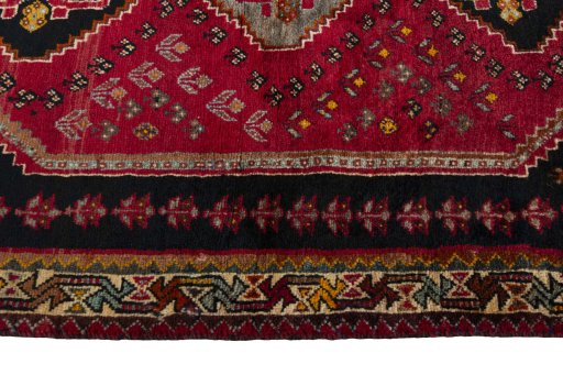 Close-up detail of 2000s Shiraz rug from Iran / Persia showing Wool weave