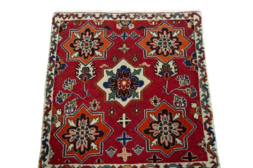 Surface texture of 2000s Shiraz rug with natural Wool and intricate pattern