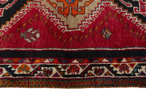 Close-up detail of 2000s Shiraz rug from Iran / Persia showing Wool weave