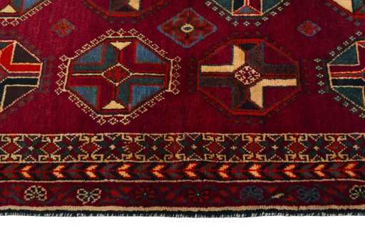 Close-up detail of 2000s Shiraz rug from Iran / Persia showing Wool weave