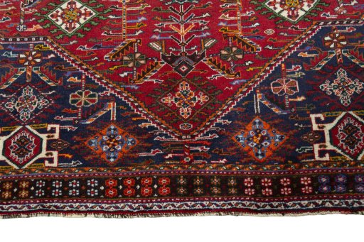 Close-up detail of 2000s Shiraz rug from Iran / Persia showing Wool weave