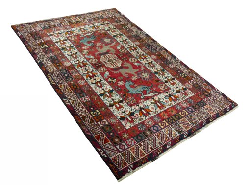 Close-up detail of 2000s Shiraz rug from Iran / Persia showing Wool weave