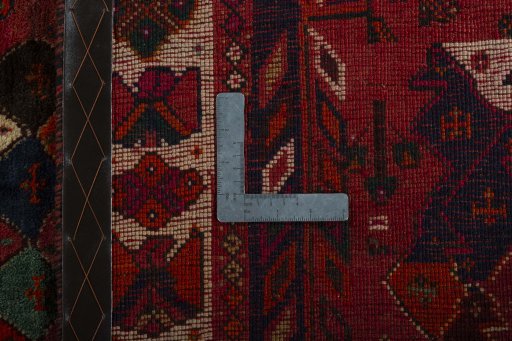 Close-up detail of 2000s Shiraz rug from Iran / Persia showing Wool weave