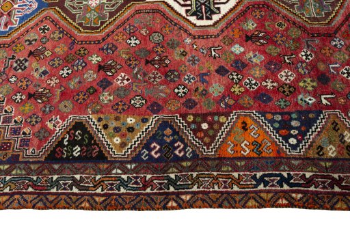 Close-up detail of 2000s Shiraz rug from Iran / Persia showing Wool weave