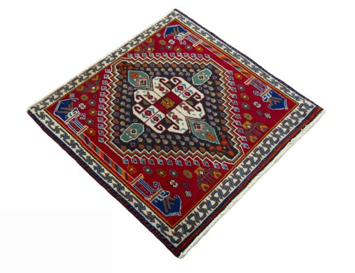Close-up detail of 2000s Shiraz rug from Iran / Persia showing Wool weave