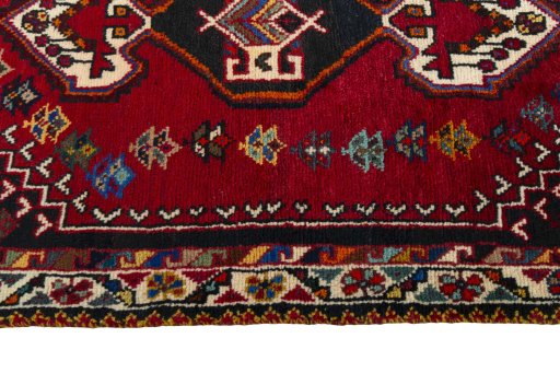 Close-up detail of 2000s Shiraz rug from Iran / Persia showing Wool weave