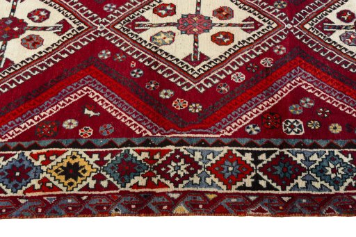 Close-up detail of 1970s Shiraz rug from Iran / Persia showing Wool weave