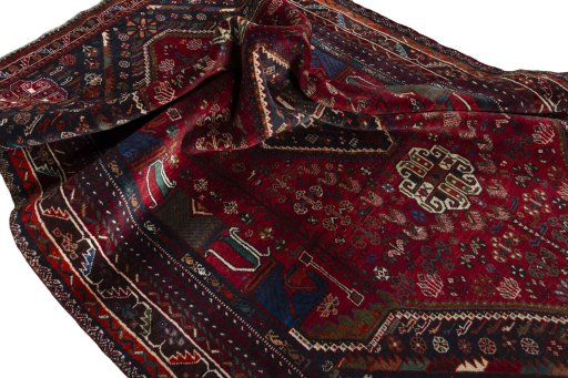 Close-up detail of 1970s Shiraz rug from Iran / Persia showing Wool weave