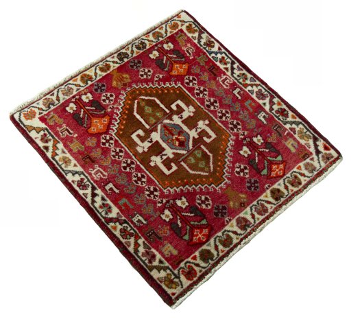 Close-up detail of 2000s Shiraz rug from Iran / Persia showing Wool weave