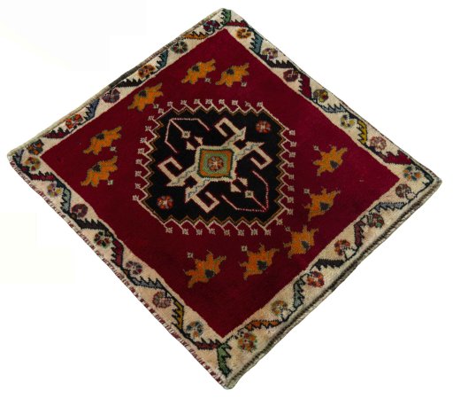 Close-up detail of 2000s Shiraz rug from Iran / Persia showing Wool weave