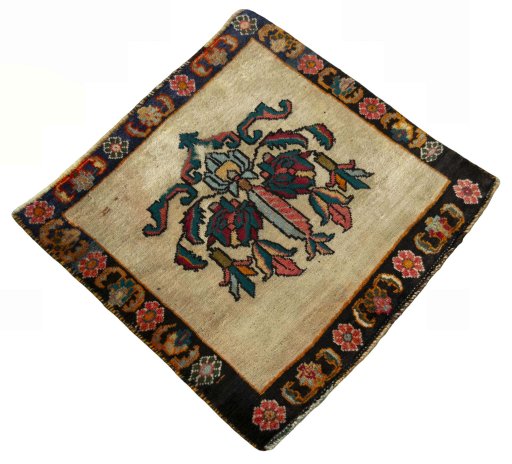 Close-up detail of 2000s Shiraz rug from Iran / Persia showing Wool weave