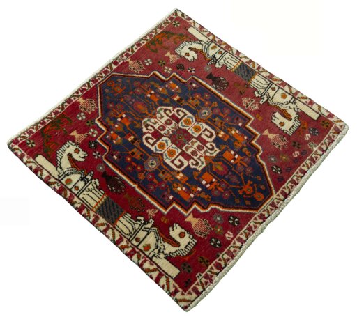 Close-up detail of 2000s Shiraz rug from Iran / Persia showing Wool weave