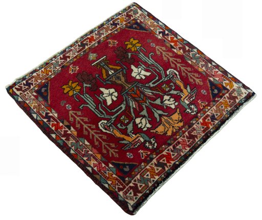 Close-up detail of 2000s Shiraz rug from Iran / Persia showing Wool weave