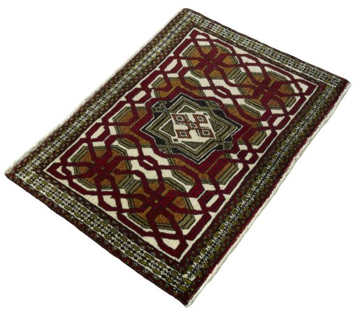 Close-up detail of 2000s Shiraz rug from Iran / Persia showing Wool weave