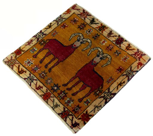 Corner detail of 2000s Shiraz rug showing border pattern and Wool pile