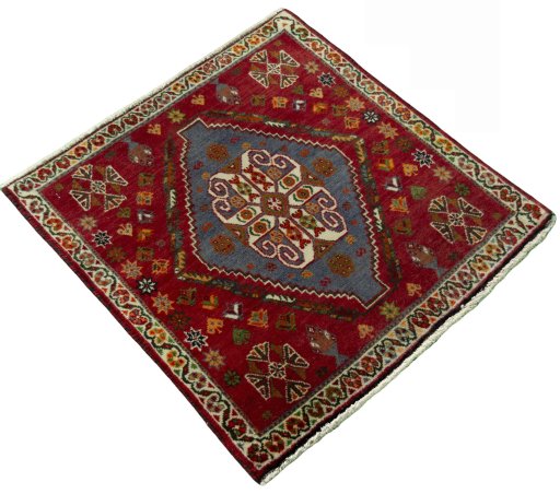 Close-up detail of 2000s Shiraz rug from Iran / Persia showing Wool weave