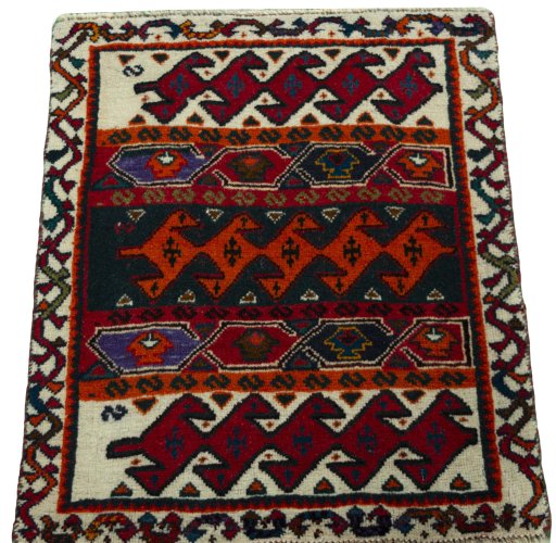 Surface texture of 2000s Shiraz rug with natural Wool and intricate pattern