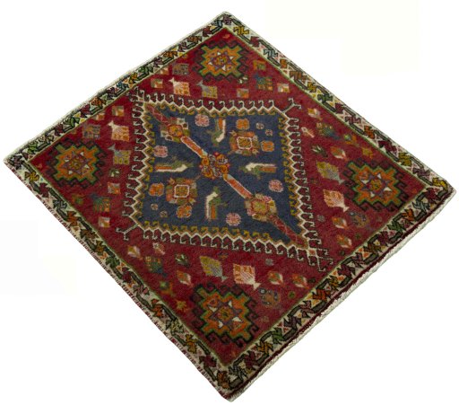 Close-up detail of 2000s Shiraz rug from Iran / Persia showing Wool weave