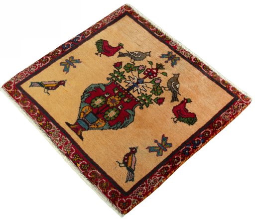 Corner detail of 2000s Shiraz rug showing border pattern and Wool pile