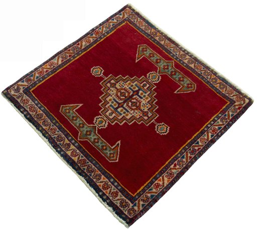 Close-up detail of 2000s Shiraz rug from Iran / Persia showing Wool weave