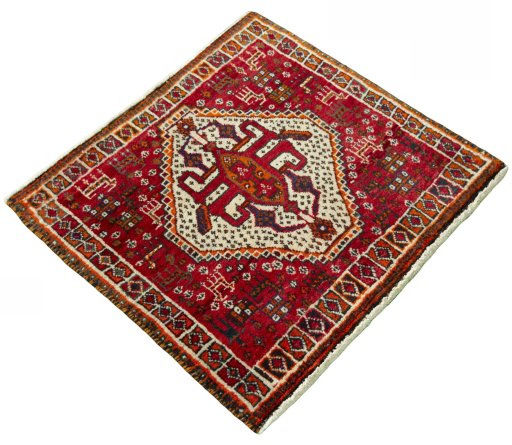 Close-up detail of 2000s Shiraz rug from Iran / Persia showing Wool weave