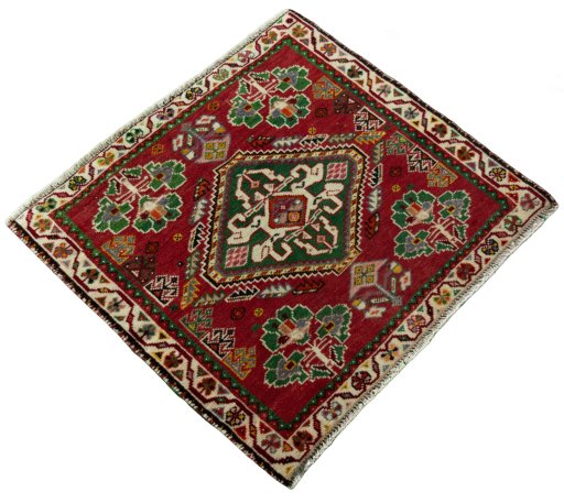 Close-up detail of 2000s Shiraz rug from Iran / Persia showing Wool weave