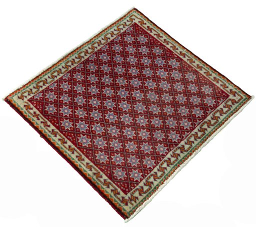 Close-up detail of 2000s Shiraz rug from Iran / Persia showing Wool weave