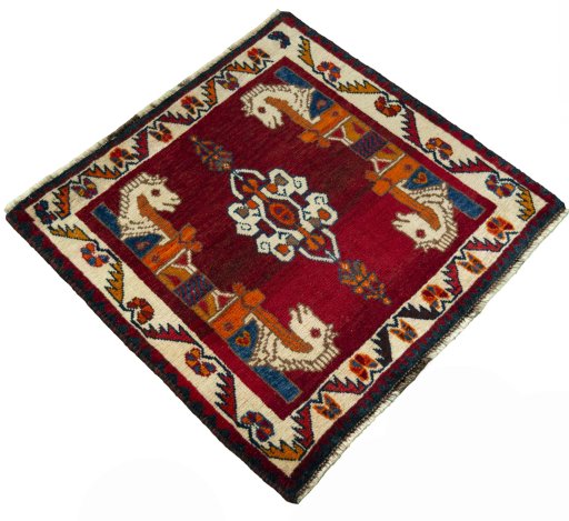 Close-up detail of 2000s Shiraz rug from Iran / Persia showing Wool weave