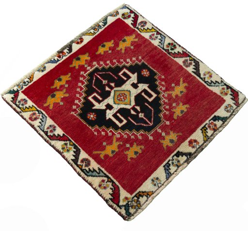 Close-up detail of 2000s Shiraz rug from Iran / Persia showing Wool weave