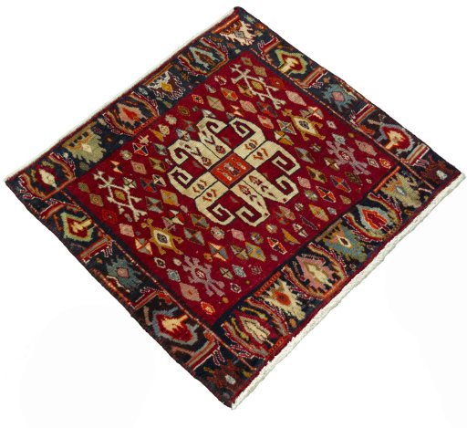 Close-up detail of 2000s Shiraz rug from Iran / Persia showing Wool weave