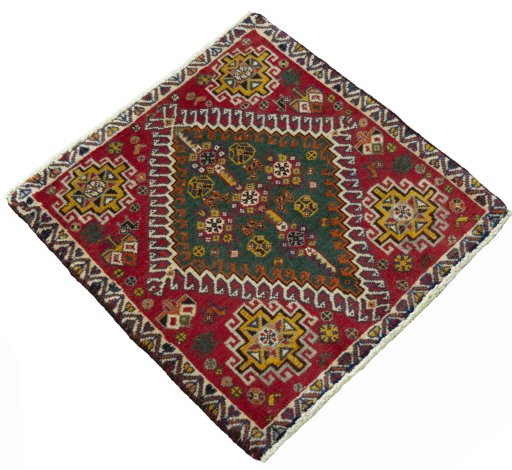 Close-up detail of 2000s Shiraz rug from Iran / Persia showing Wool weave