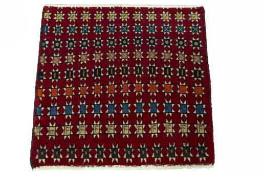 Surface texture of 2000s Shiraz rug with natural Wool and intricate pattern