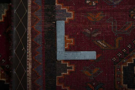 Close-up detail of 2000s Shiraz rug from Iran / Persia showing Wool weave