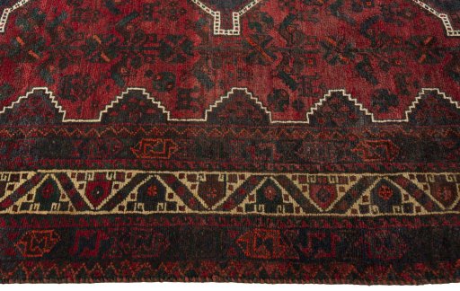 Close-up detail of 2000s Shiraz rug from Iran / Persia showing Wool weave