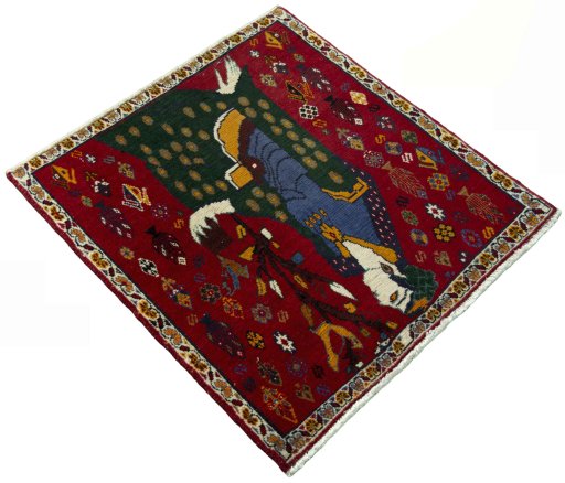 Close-up detail of 2000s Shiraz rug from Iran / Persia showing Wool weave