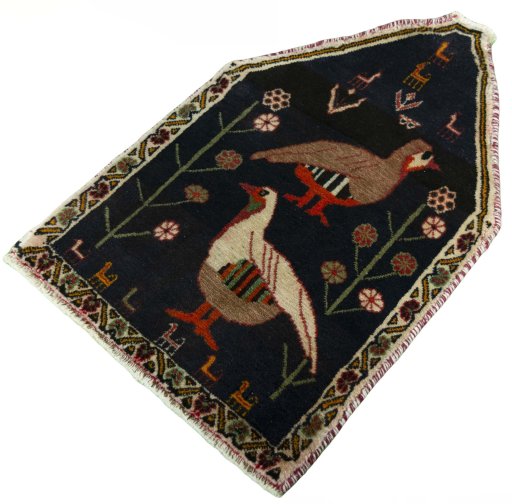 Corner detail of 2000s Shiraz rug showing border pattern and Wool pile