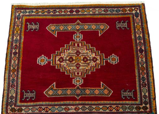 Surface texture of 2000s Shiraz rug with natural Wool and intricate pattern