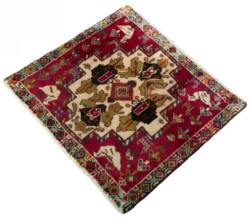 Corner detail of 2000s Shiraz rug showing border pattern and Wool pile
