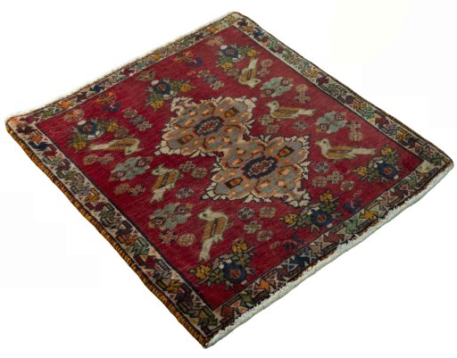 Close-up detail of 2000s Shiraz rug from Iran / Persia showing Wool weave